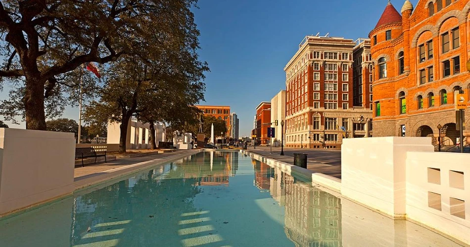 48 Horas en Dallas. Principales cosas para hacer, comer y explorar en 2 días.